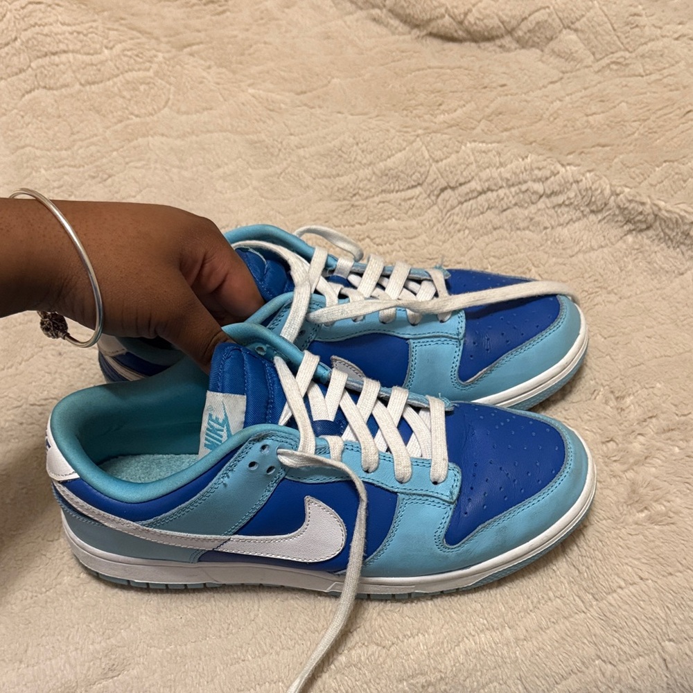Nike Vibrant Blue and White Low-Tops